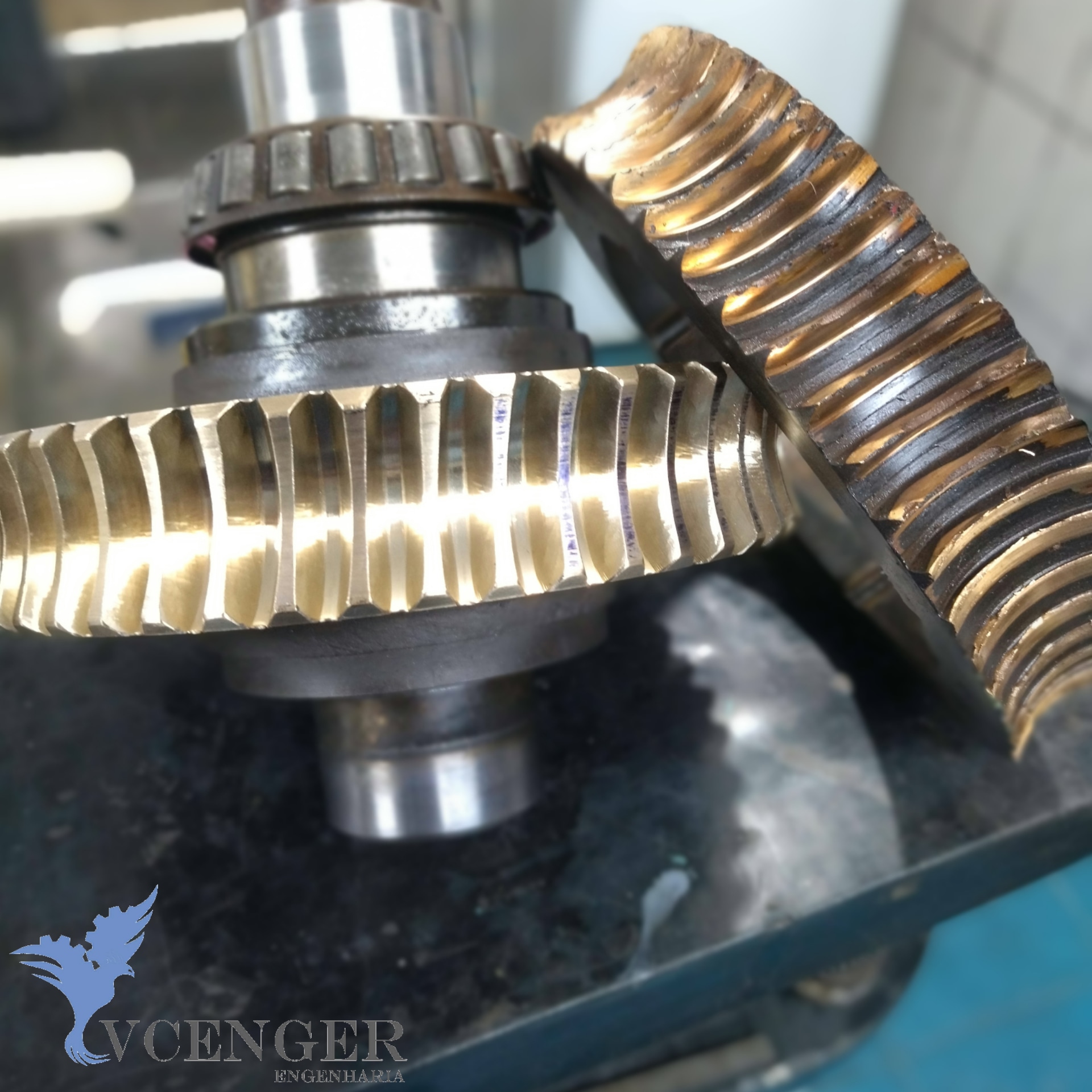 Coroa de bronze nova