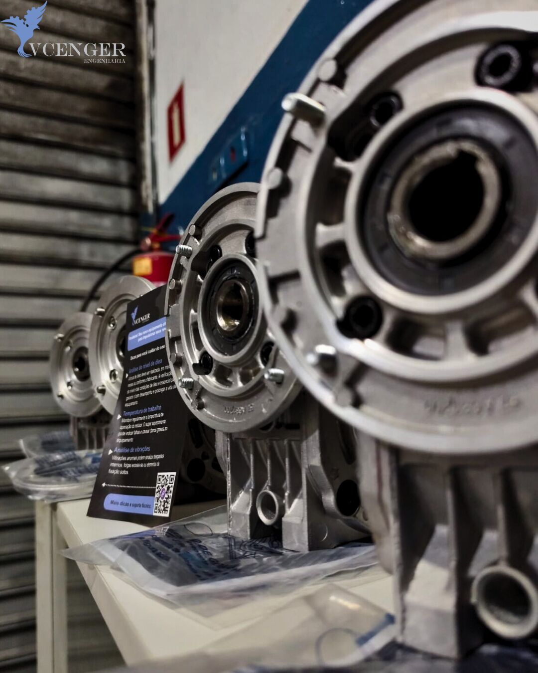 Redutor coroa e rosca sem fim WCR51 WEG CESTARI.